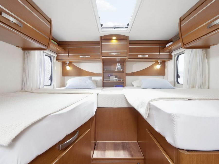 Интерьер Hymer Exsis-I 2012 года  (фото 8 из 12)